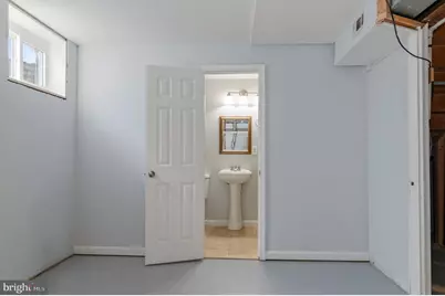 412 Magnolia Court, Herndon, VA 20170 - Photo 41