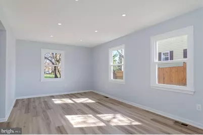 412 Magnolia Court, Herndon, VA 20170 - Photo 9