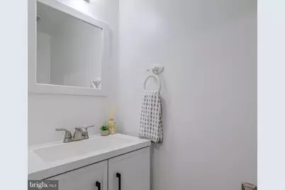 412 Magnolia Court, Herndon, VA 20170 - Photo 11