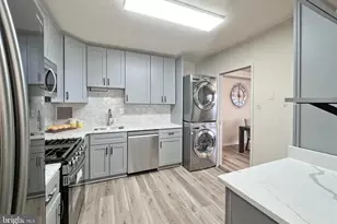 3705 S George Mason Dr, Falls Church, VA 22041 - Photo 13