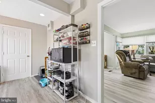 6909 Columbia Dr, Alexandria, VA 22307 - Photo 9