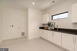 104 Mashie Ct SE, Vienna, VA 22180 - Photo 33
