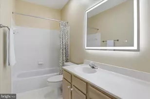 1319 Sundial Dr, Reston, VA 20194 - Photo 21