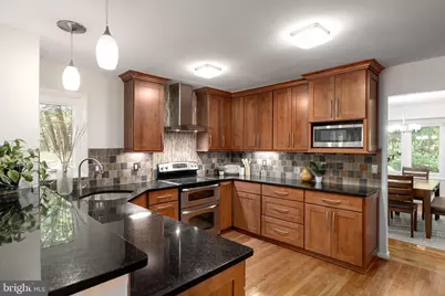 11554 Brass Lantern Court, Reston, VA 20194 - Photo 5