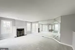 6181 Snowhill Ct, Centreville, VA 20120 - Photo 17