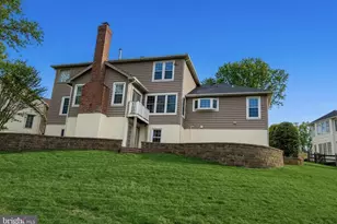 6181 Snowhill Ct, Centreville, VA 20120 - Photo 47