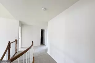 6181 Snowhill Ct, Centreville, VA 20120 - Photo 21