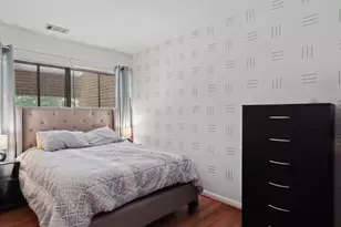 11232 Chestnut Grove Square, Reston, VA 20190 - Photo 11