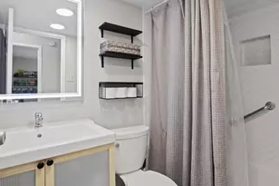 11232 Chestnut Grove Square, Reston, VA 20190 - Photo 15