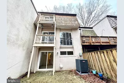 1604 Valencia Way, Reston, VA 20190 - Photo 7