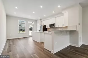 14040 Sunrise Valley Dr, Herndon, VA 20171 - Photo 5