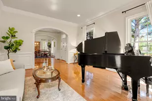 6238 Linway Terrace, McLean, VA 22101 - Photo 5