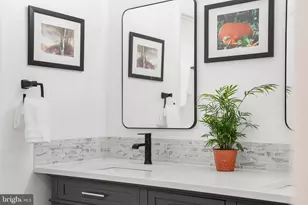 7805 Wendy Ridge Ln, Annandale, VA 22003 - Photo 33