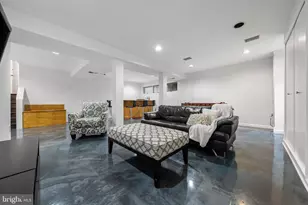 7805 Wendy Ridge Ln, Annandale, VA 22003 - Photo 49