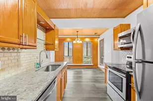 565 Florida Ave, Herndon, VA 20170 - Photo 15