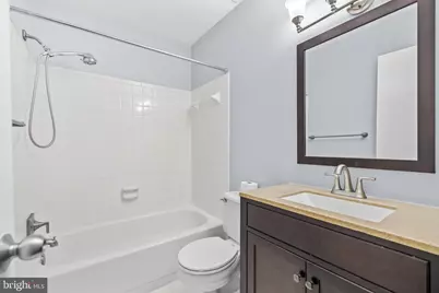 565 Florida Avenue #202, Herndon, VA 20170 - Photo 21