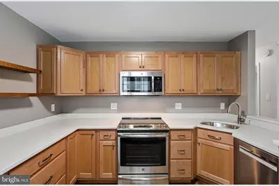 2942 Yarling Court #2942, Falls Church, VA 22042 - Photo 7