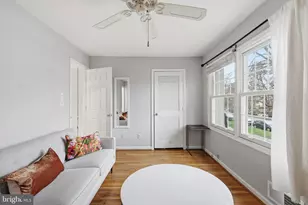 8222 Carrleigh Pkwy, Springfield, VA 22152 - Photo 7