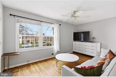 8222 Carrleigh Parkway #12, Springfield, VA 22152 - Photo 5