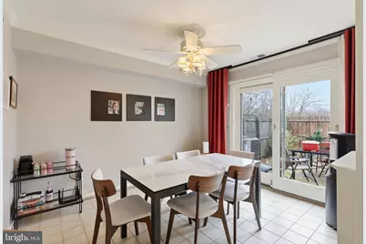 8222 Carrleigh Parkway #12, Springfield, VA 22152 - Photo 9