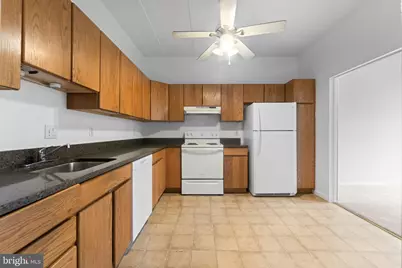 2112 Green Watch Way #10/200F, Reston, VA 20191 - Photo 9