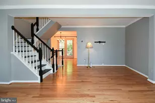 5987 Edgehill Ct, Alexandria, VA 22303 - Photo 9