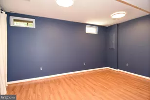 5987 Edgehill Ct, Alexandria, VA 22303 - Photo 5