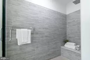 7908 Holmes Run Dr, Falls Church, VA 22042 - Photo 49