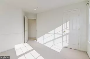 1984 Crescent Park Dr, Reston, VA 20190 - Photo 39