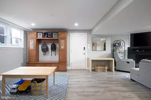 8912 Dogue Dr, Alexandria, VA 22309 - Photo 31