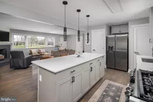 8912 Dogue Dr, Alexandria, VA 22309 - Photo 9