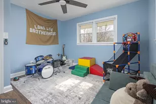 8912 Dogue Dr, Alexandria, VA 22309 - Photo 25