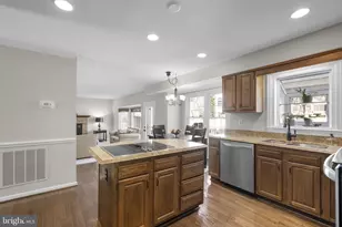 13949 Springstone Dr, Clifton, VA 20124 - Photo 7