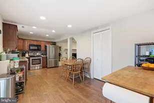 721 Upham Pl NW, Vienna, VA 22180 - Photo 31