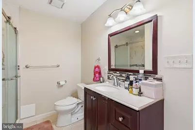 721 Upham Place NW, Vienna, VA 22180 - Photo 27