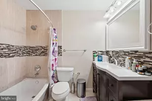 721 Upham Pl NW, Vienna, VA 22180 - Photo 25