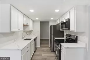 10220 Bushman Dr, Oakton, VA 22124 - Photo 1