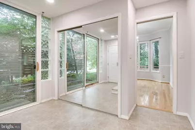 6525 Byrnes Drive, McLean, VA 22101 - Photo 9