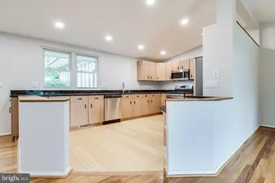 6525 Byrnes Drive, McLean, VA 22101 - Photo 21