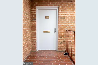 4304 Evergreen Lane #202, Annandale, VA 22003 - Photo 3