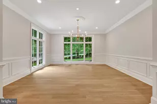 6707 Wemberly Way, McLean, VA 22101 - Photo 11