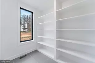 731 Ellsworth Ave, Great Falls, VA 22066 - Photo 29