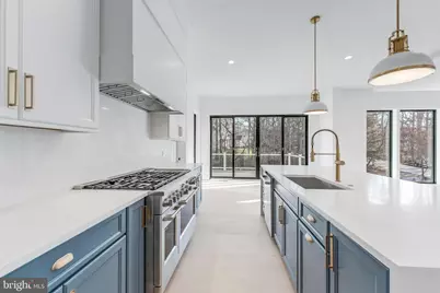 731 Ellsworth Avenue, Great Falls, VA 22066 - Photo 15