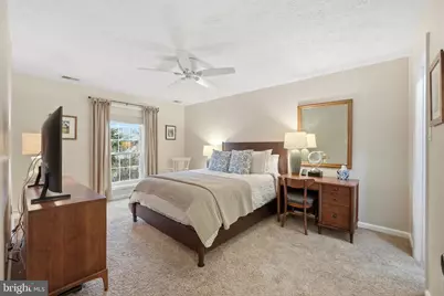 10024 Oakton Terrace Road, Oakton, VA 22124 - Photo 15