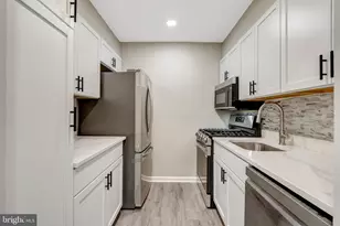 5806 Cove Landing Rd, Burke, VA 22015 - Photo 9