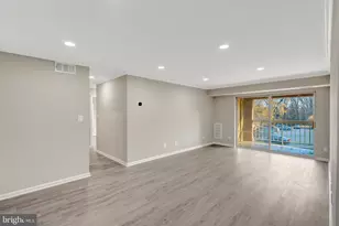 5806 Cove Landing Rd, Burke, VA 22015 - Photo 7