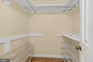 5880 Woodfield Estates Dr, Alexandria, VA 22310 - Photo 19