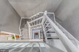 12541 N Lake Ct, Fairfax, VA 22033 - Photo 19