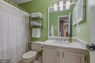 12541 N Lake Ct, Fairfax, VA 22033 - Photo 27