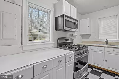 6028 Rixey Drive, Alexandria, VA 22303 - Photo 7